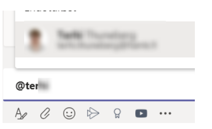 Tagging an person into a message.