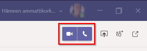 Videocalla and call buttons are side-by-side.